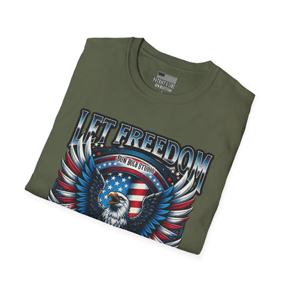 Let Freedom Reign Patriotic T-Shirt | Vintage Americana Eagle Tee