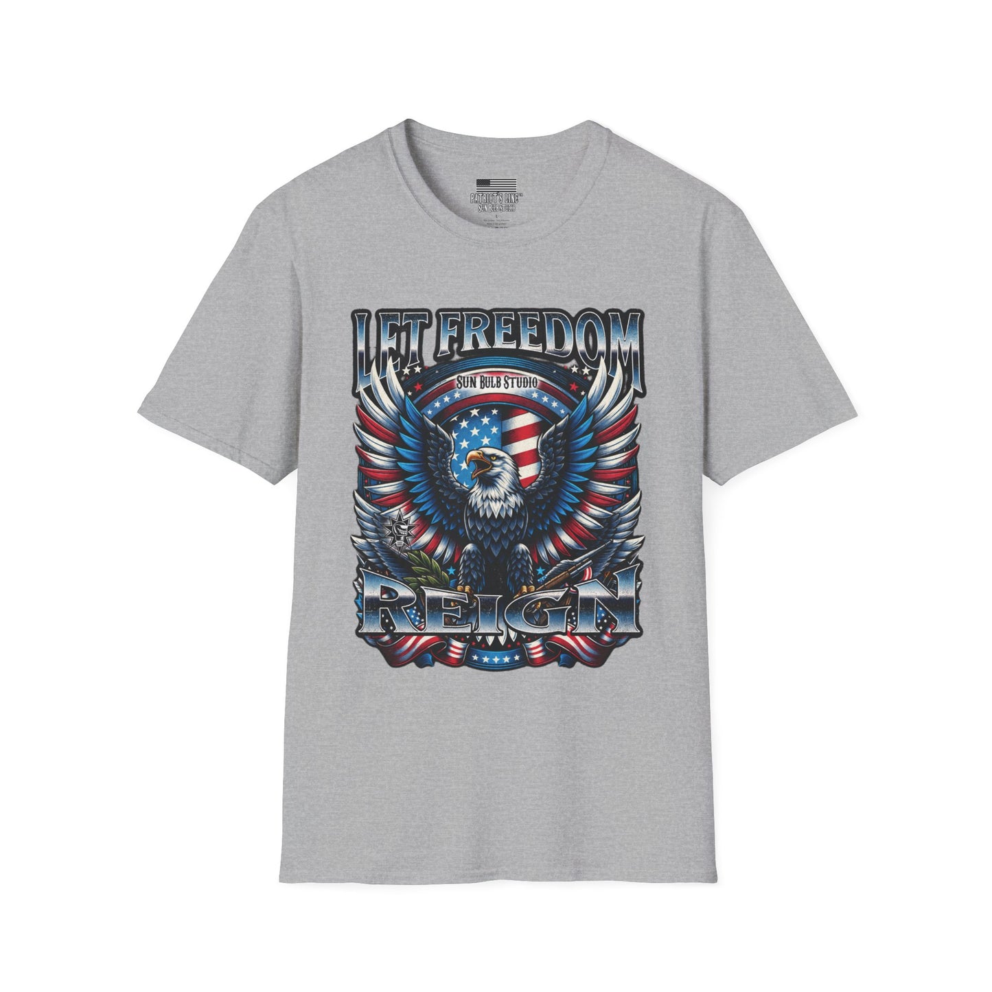 Let Freedom Reign Patriotic T-Shirt | Vintage Americana Eagle Tee